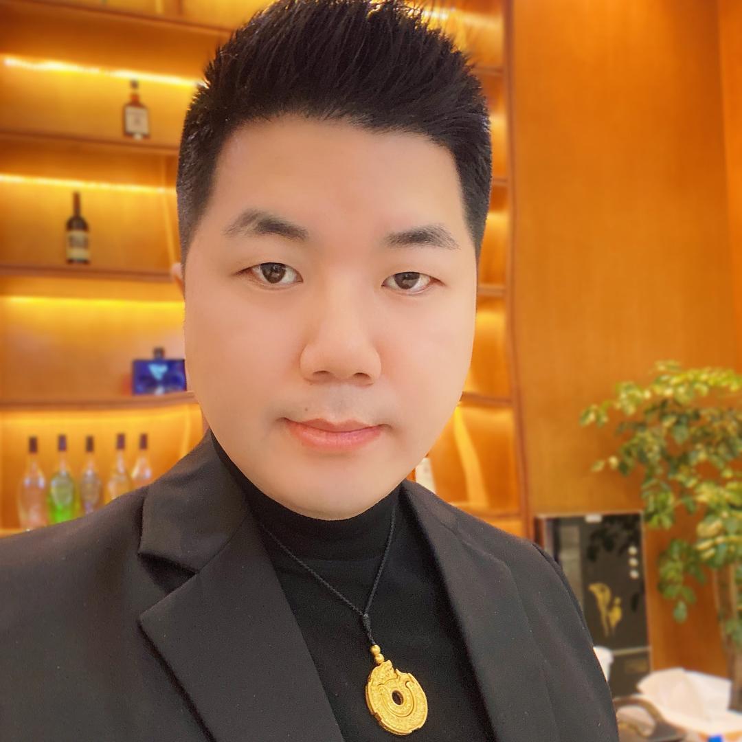 信阳溢伦发型私人定制