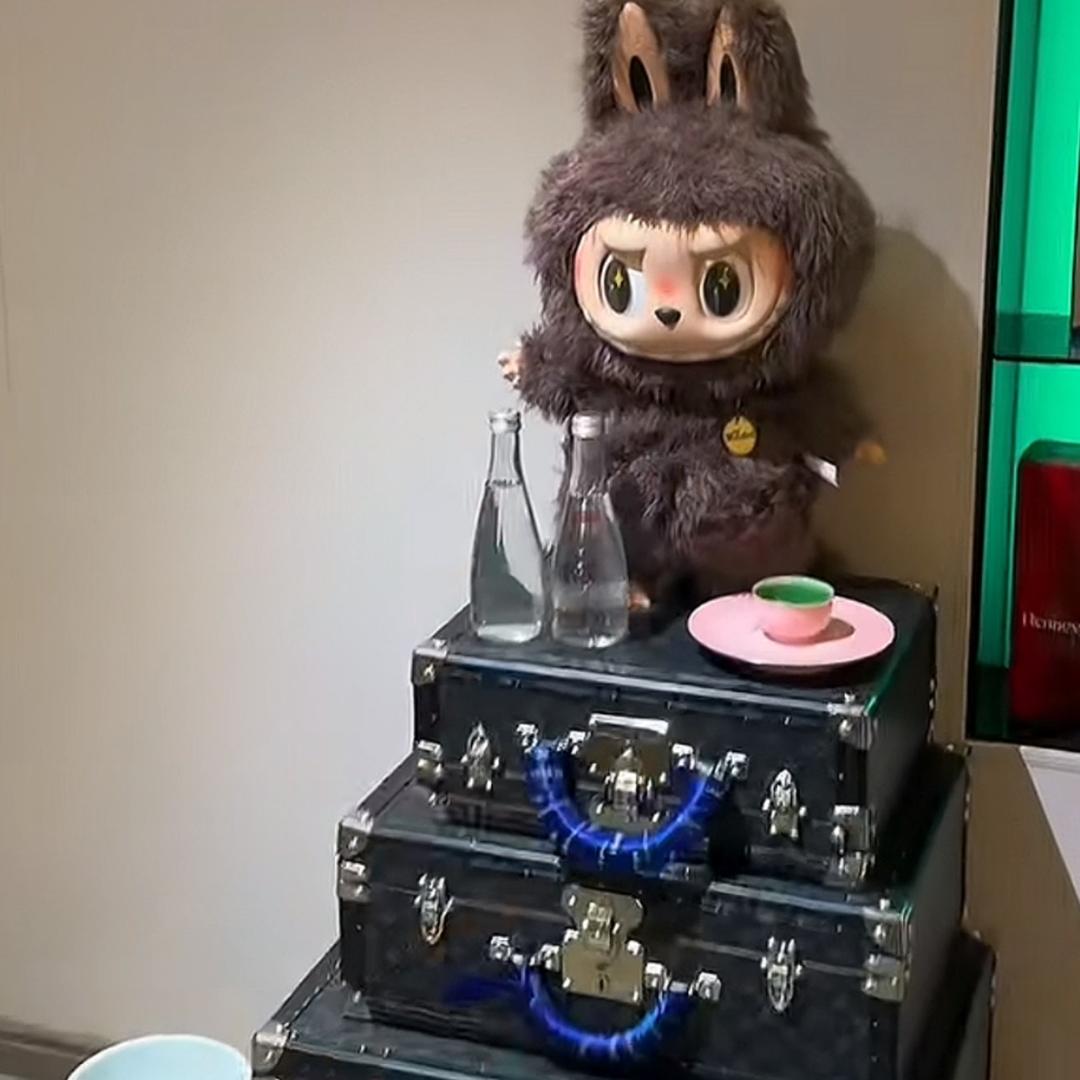 U上