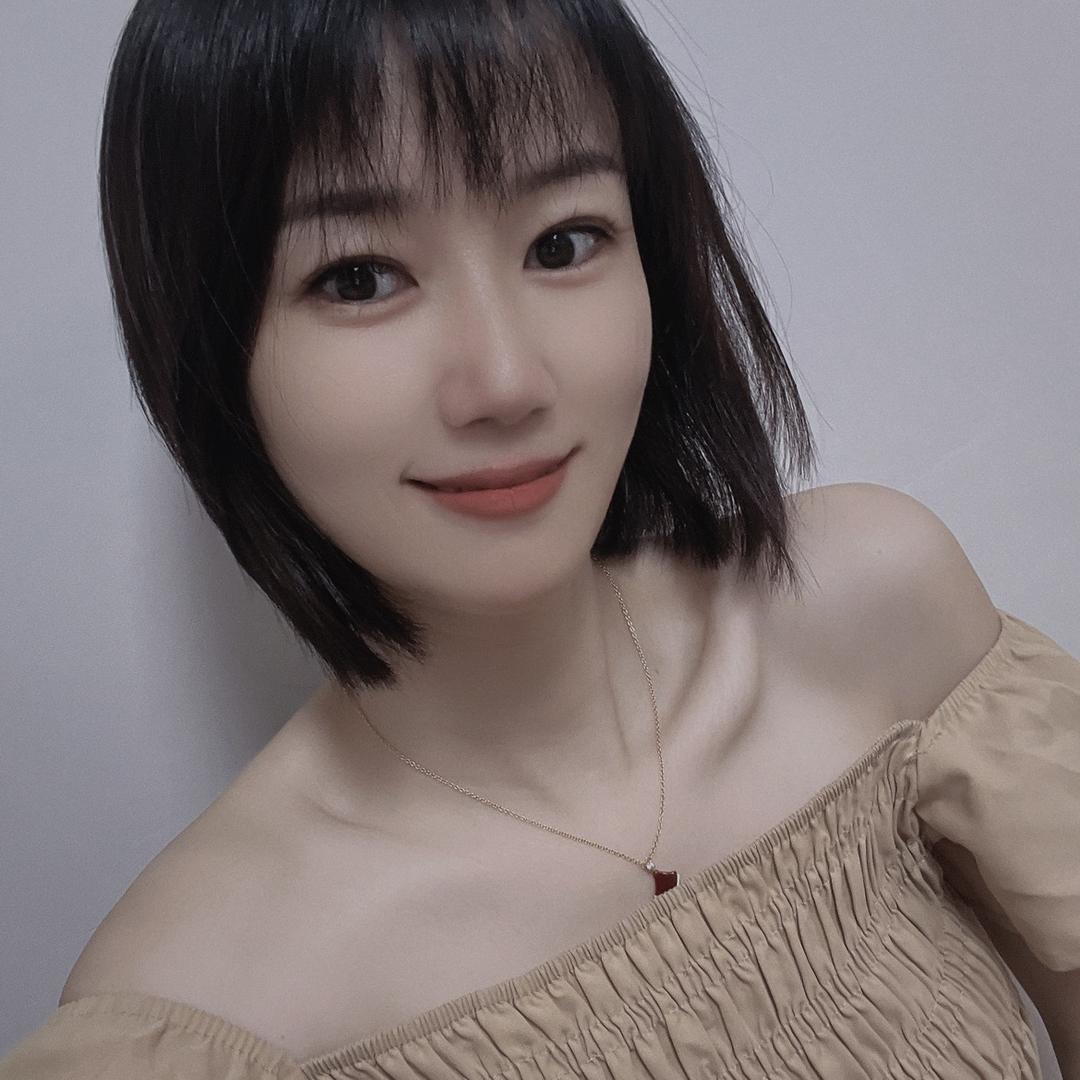 淡 然.