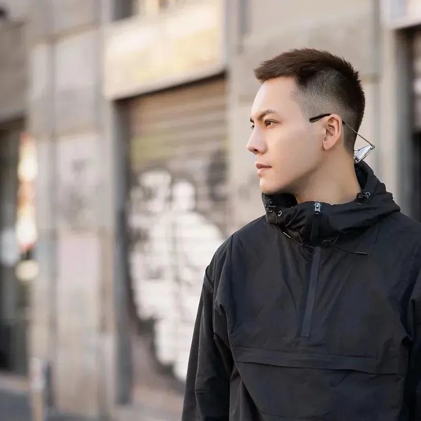 Top、伟霆