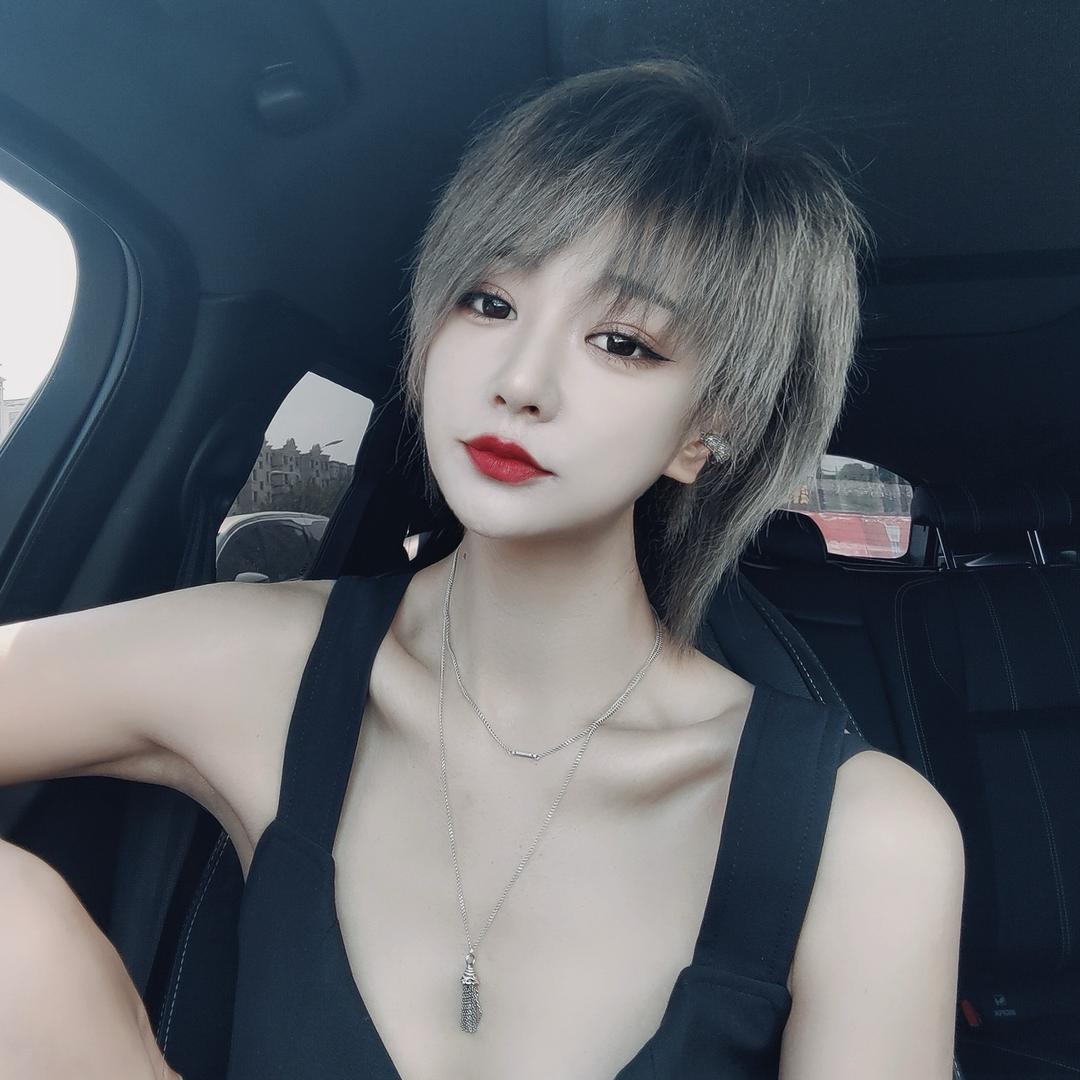 口美呐