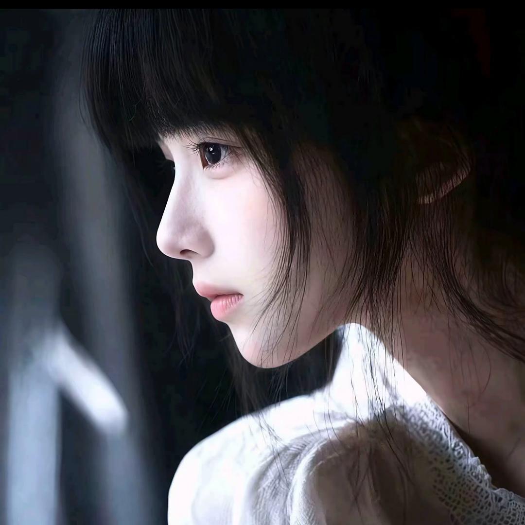 洁.