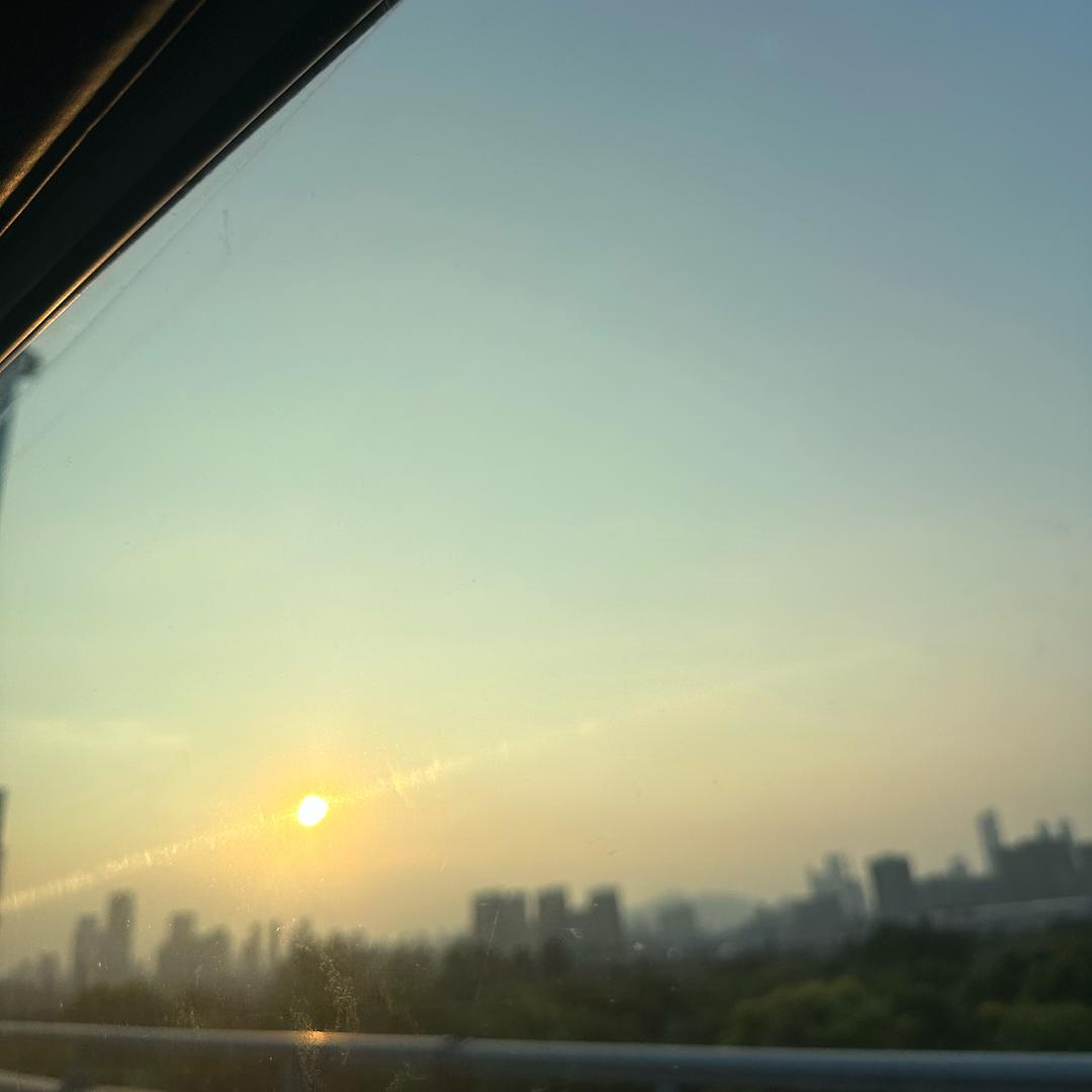 小气鬼