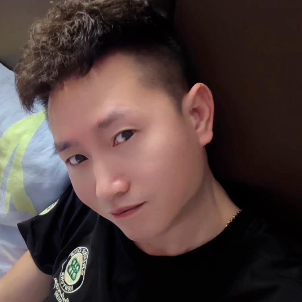 幸运K《🇲🇴果冻 悍马🍬全国可邮）