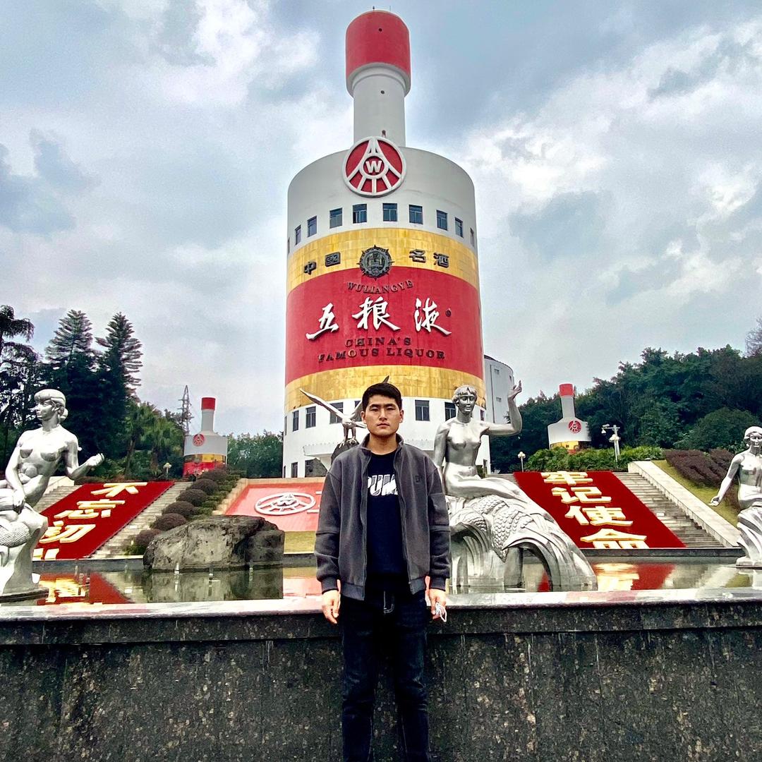 五粮液·东方龙兰州总代理