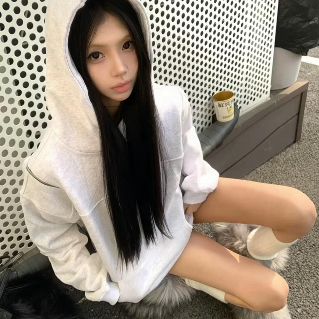 218