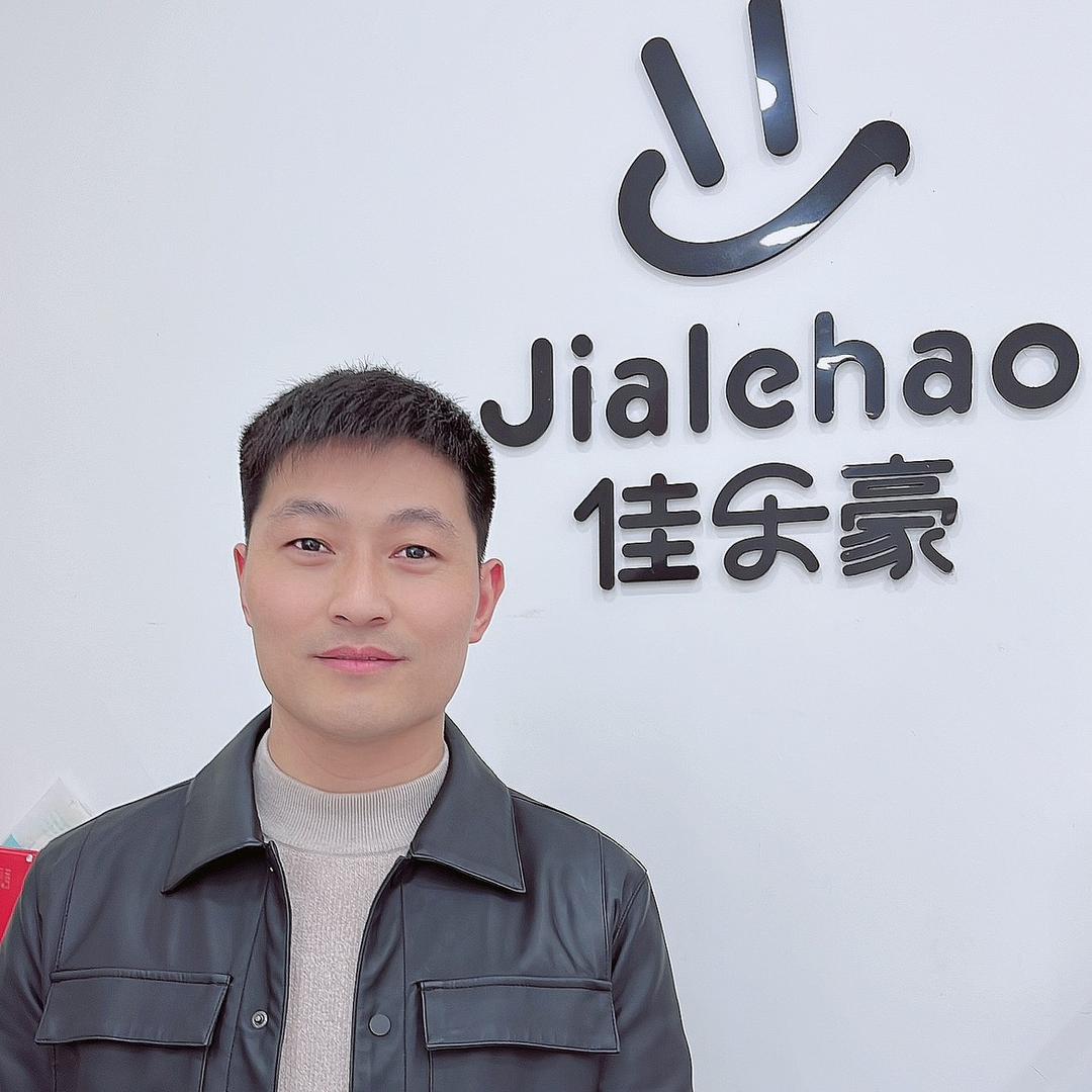 佳乐豪童鞋临湘左哥