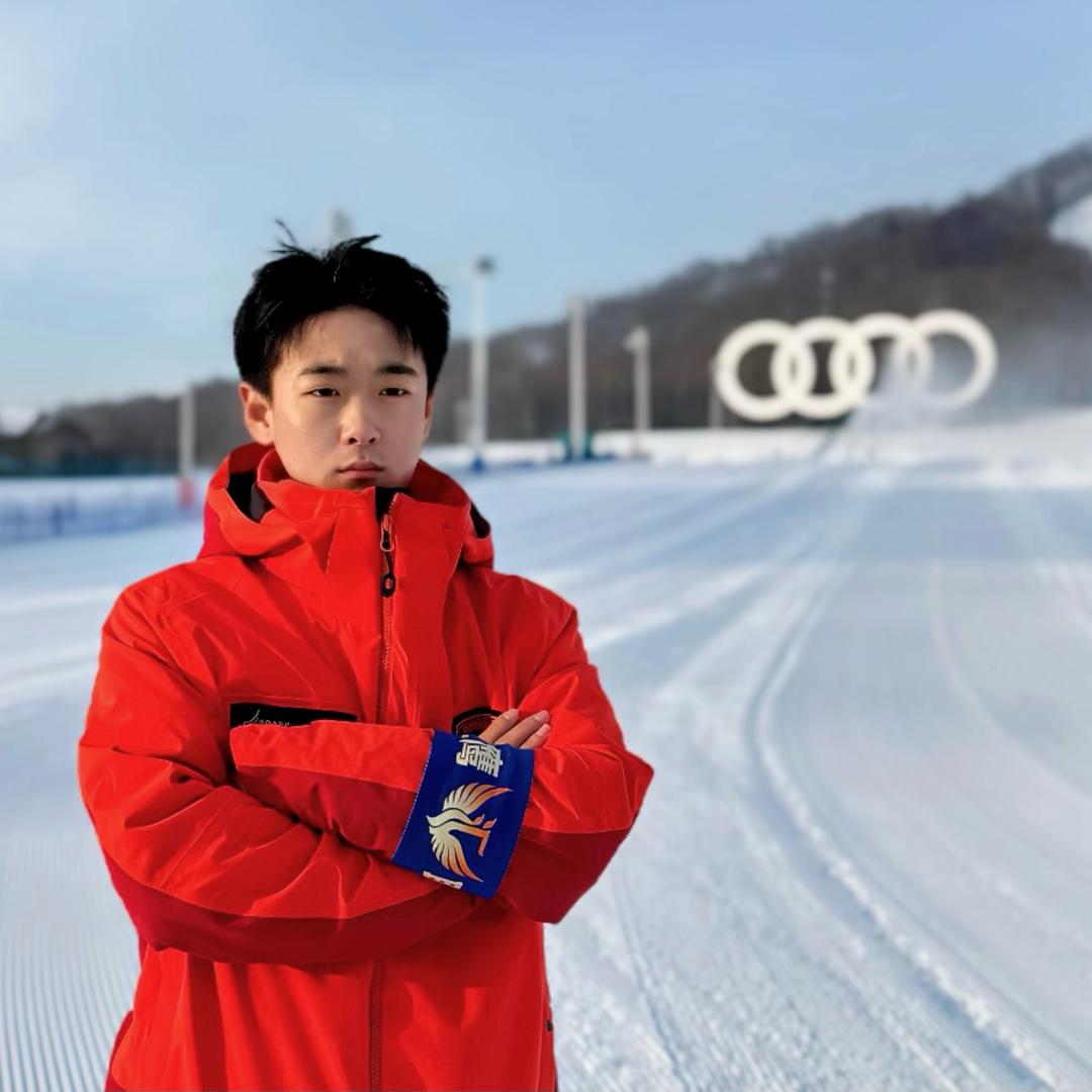 铁臂阿桐木⛷️