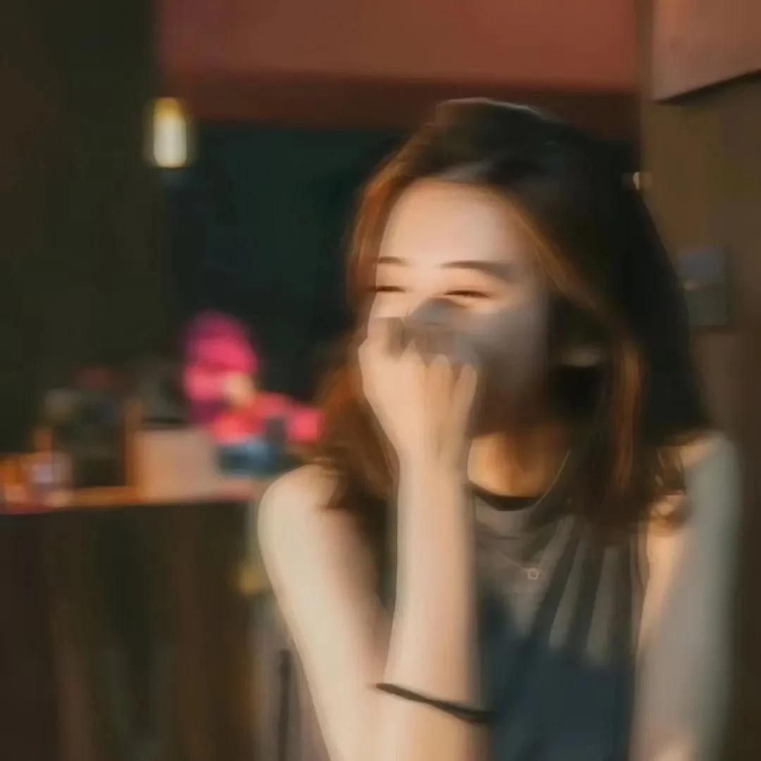 小野豆蔻子