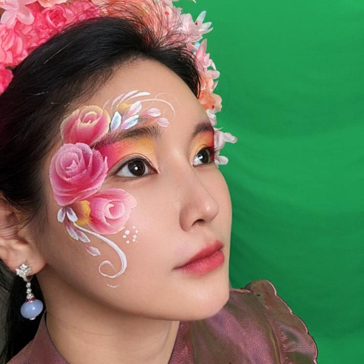 珠海飞雪面部彩绘