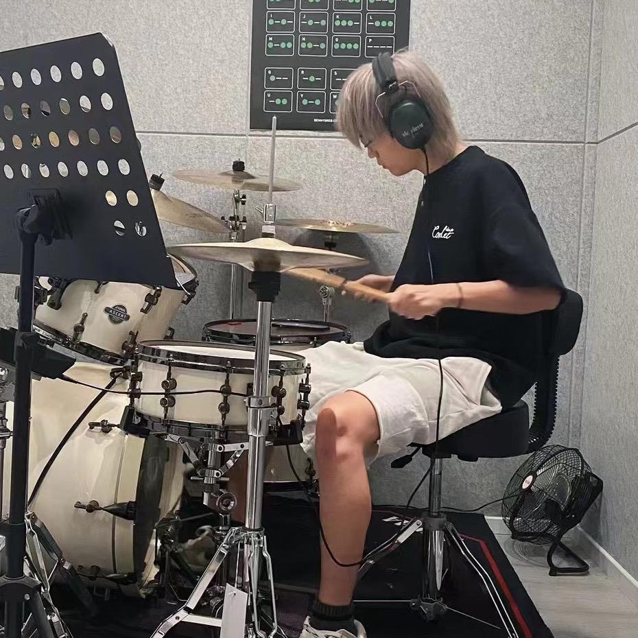 小德