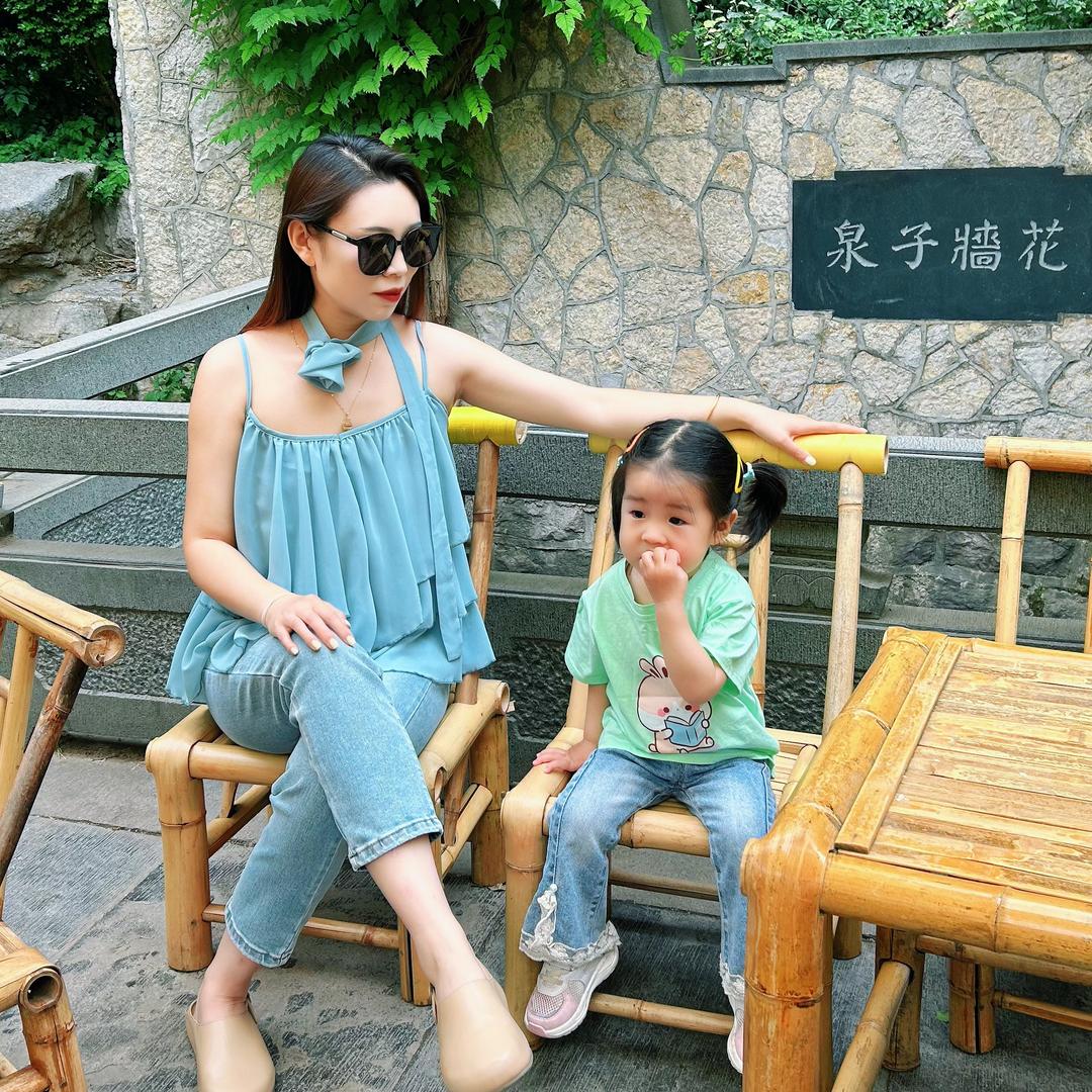 爱画画的燕子老师