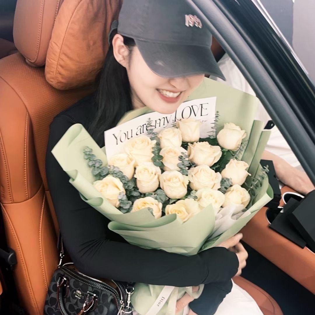 开心卖包🥰