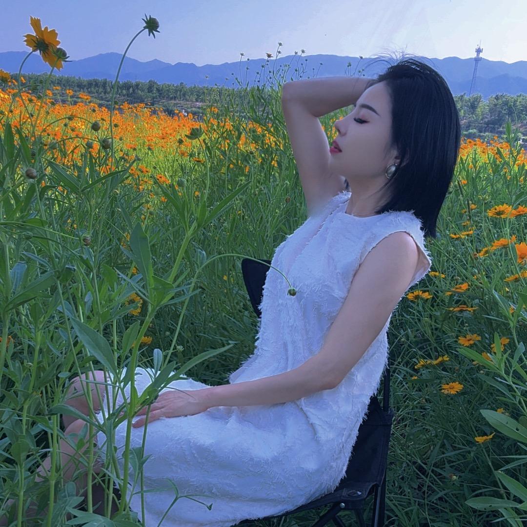 伊娴