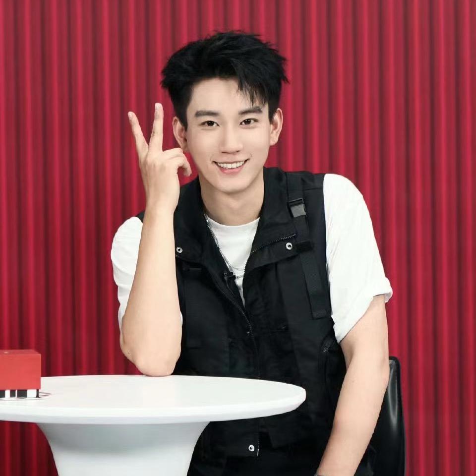 子奇的热气球🎈