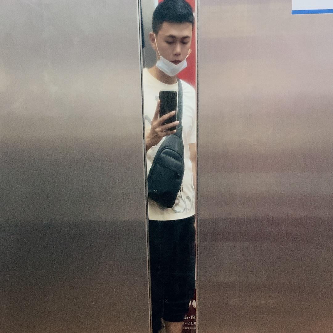 陈同学♛