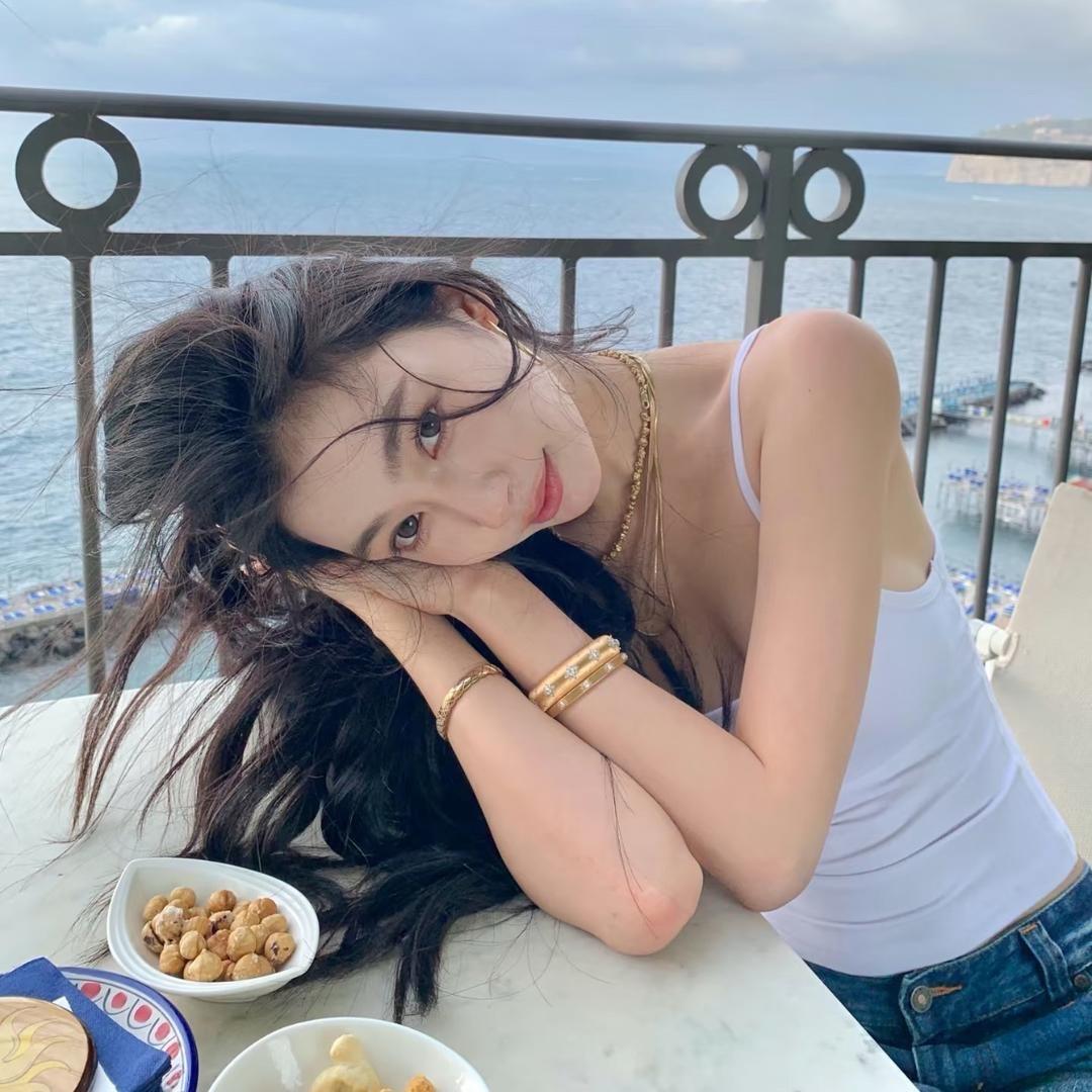 𝑋𝐼𝑁  𝑋𝐼𝑁 ·🐰