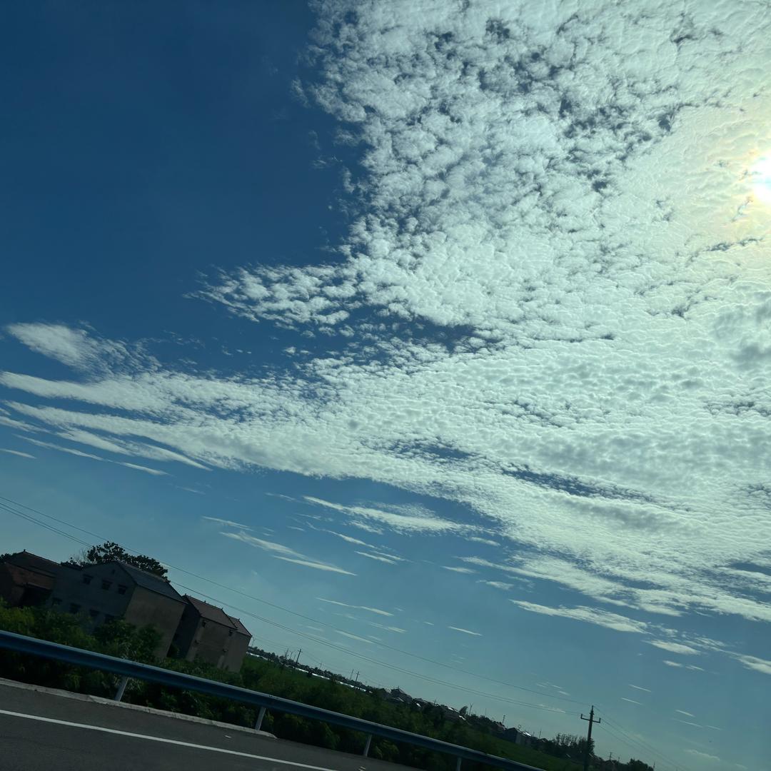 娜姐高端童装集合店