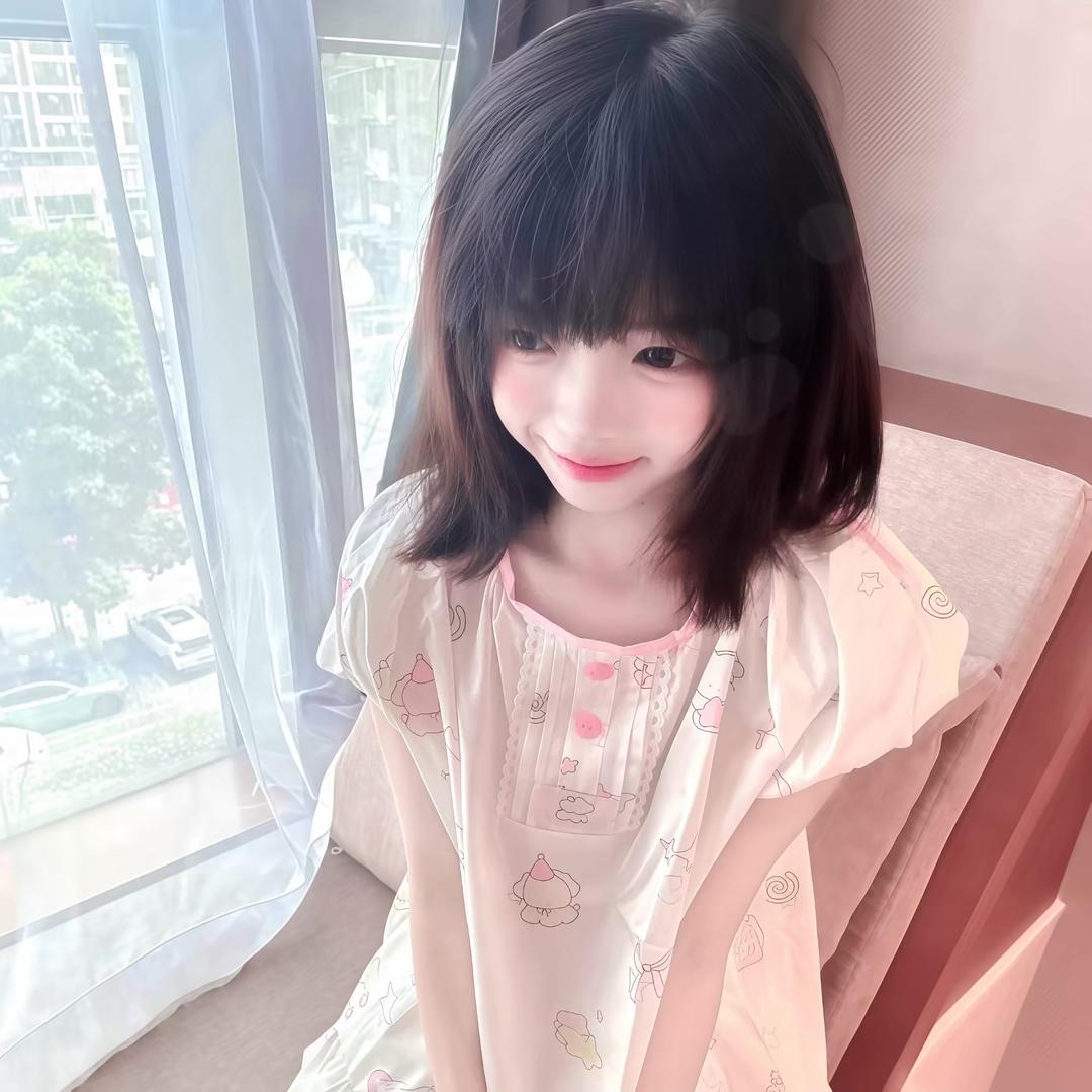 菠萝小猫.