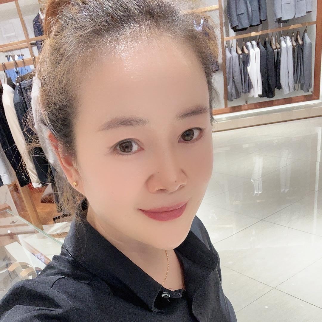 和家乐虎都男装（薛女士）