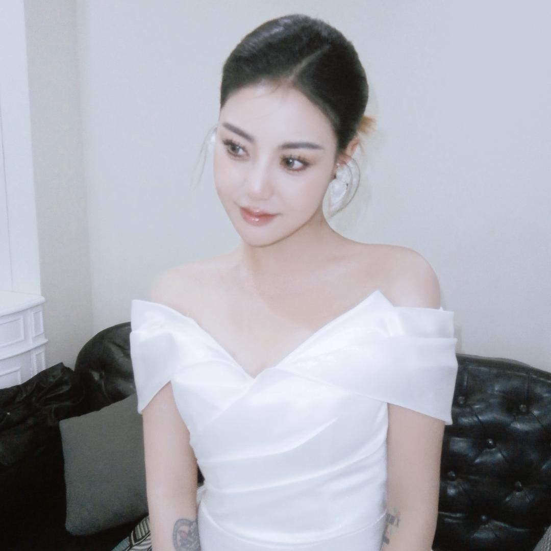 郭子爱化妆