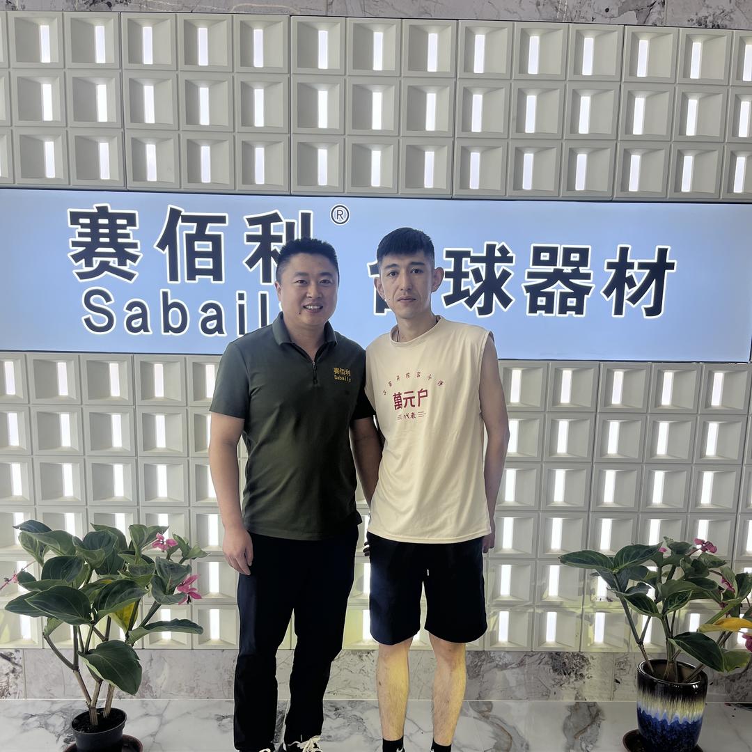 赛佰利台球（王斌助理）互义