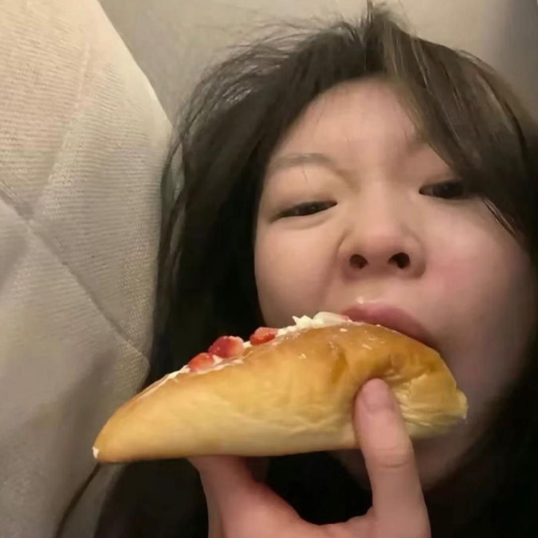 一天吃八顿