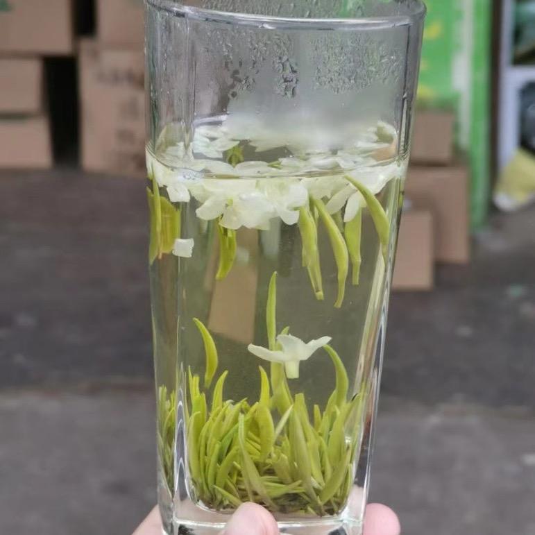 星茗飘雪茶叶
