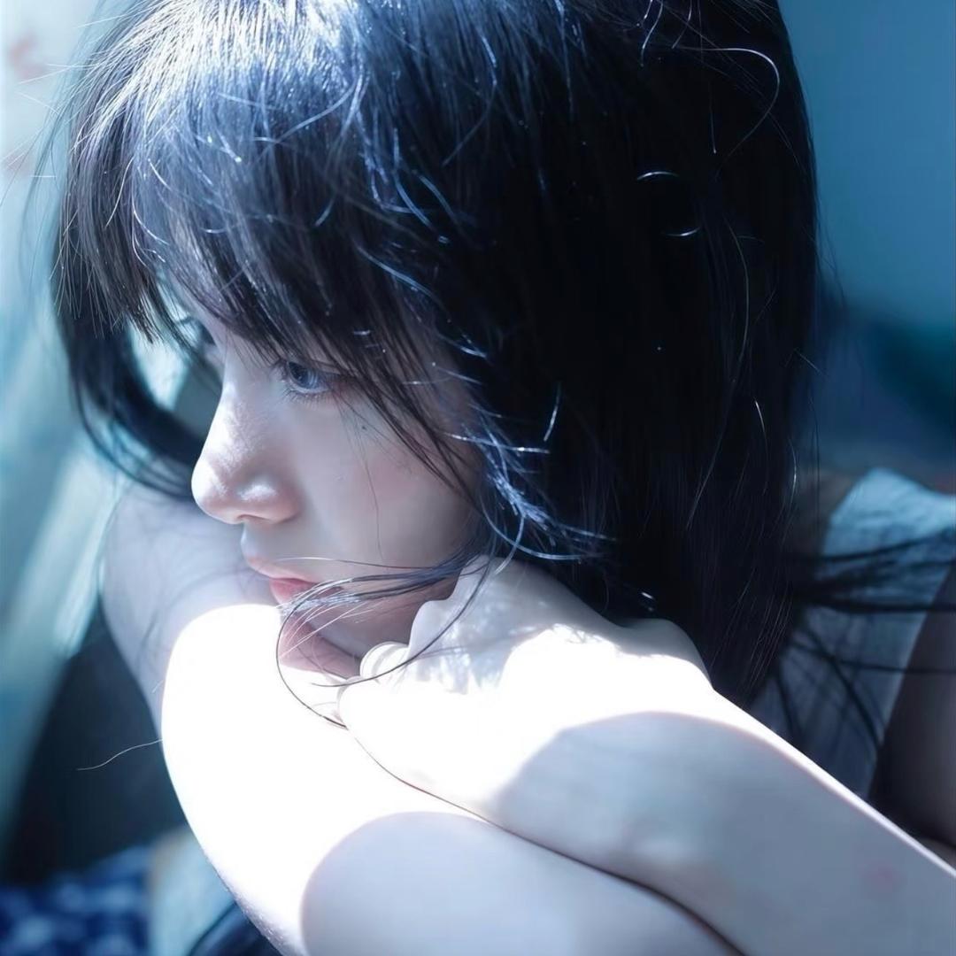 铃音小奈ᗜ ˰ ᗜ