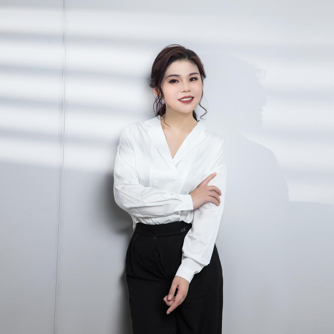 张世玲