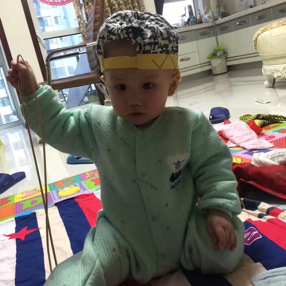 小屁孩很努力