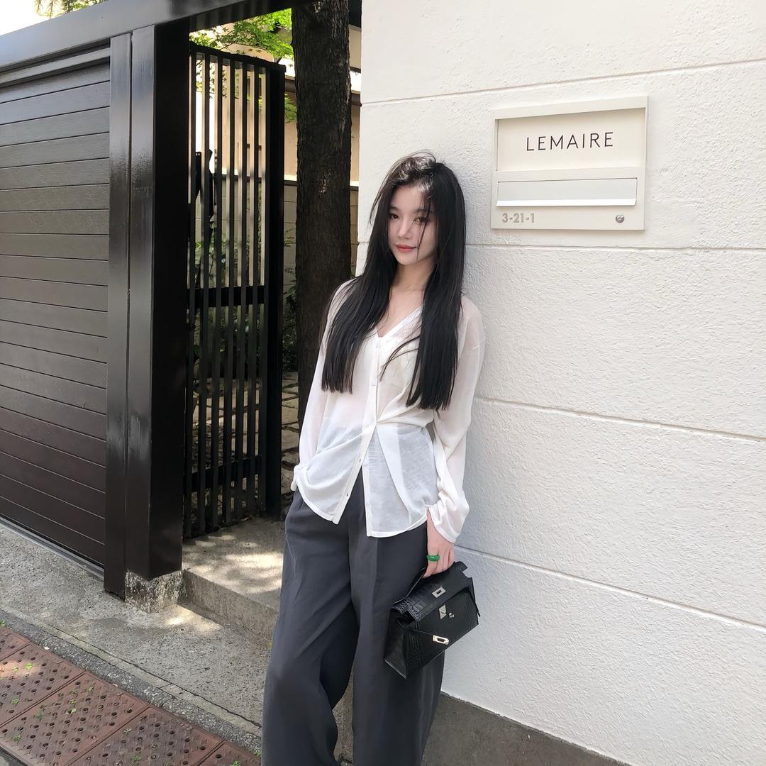 刘一一（穿搭日记）