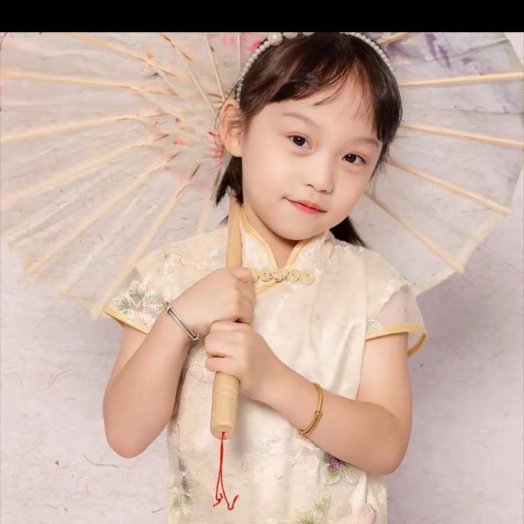 茜茜