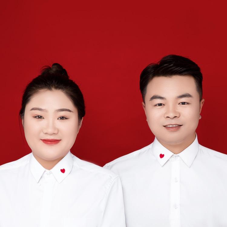 芭比妈咪and崽崽🐾