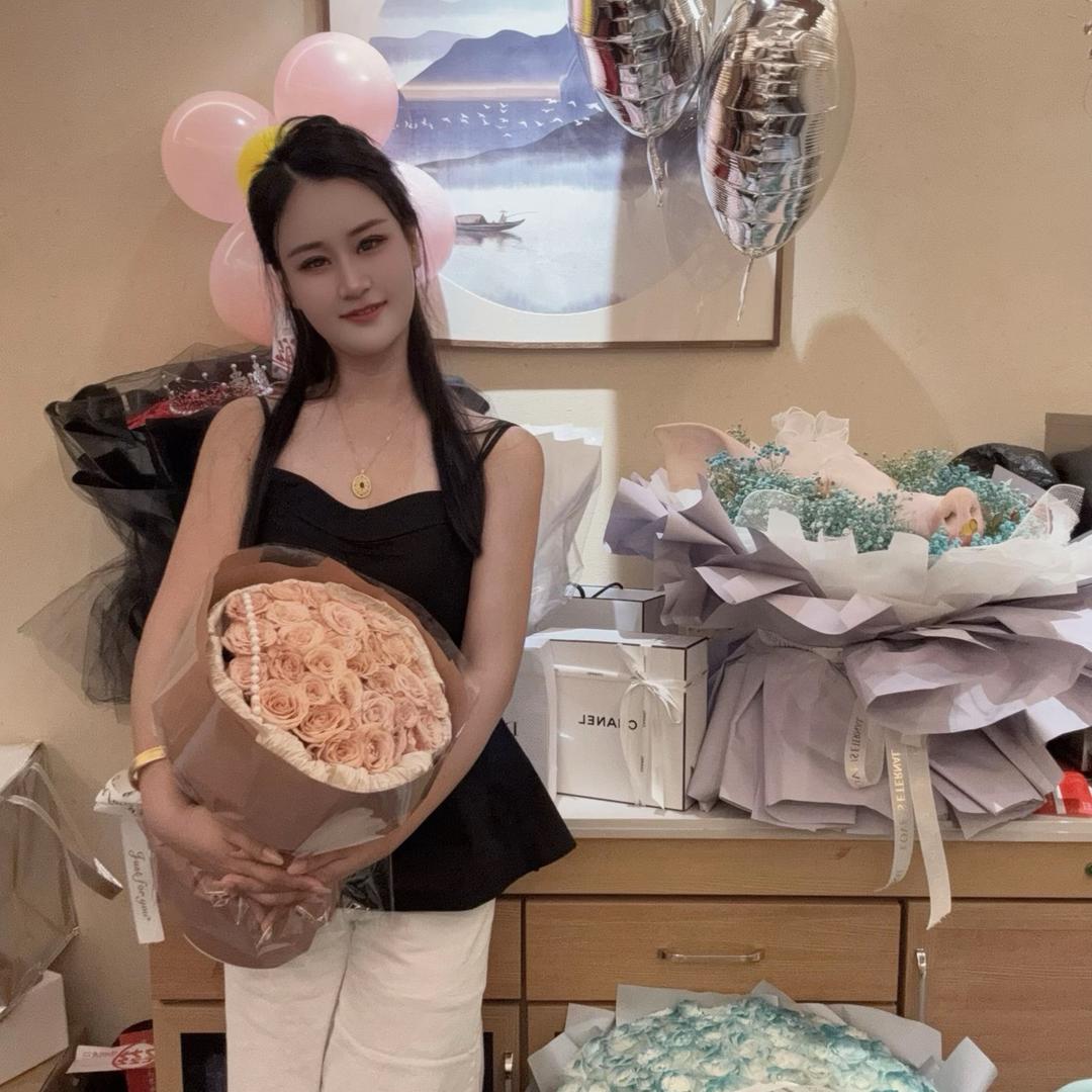 月亮原创工厂