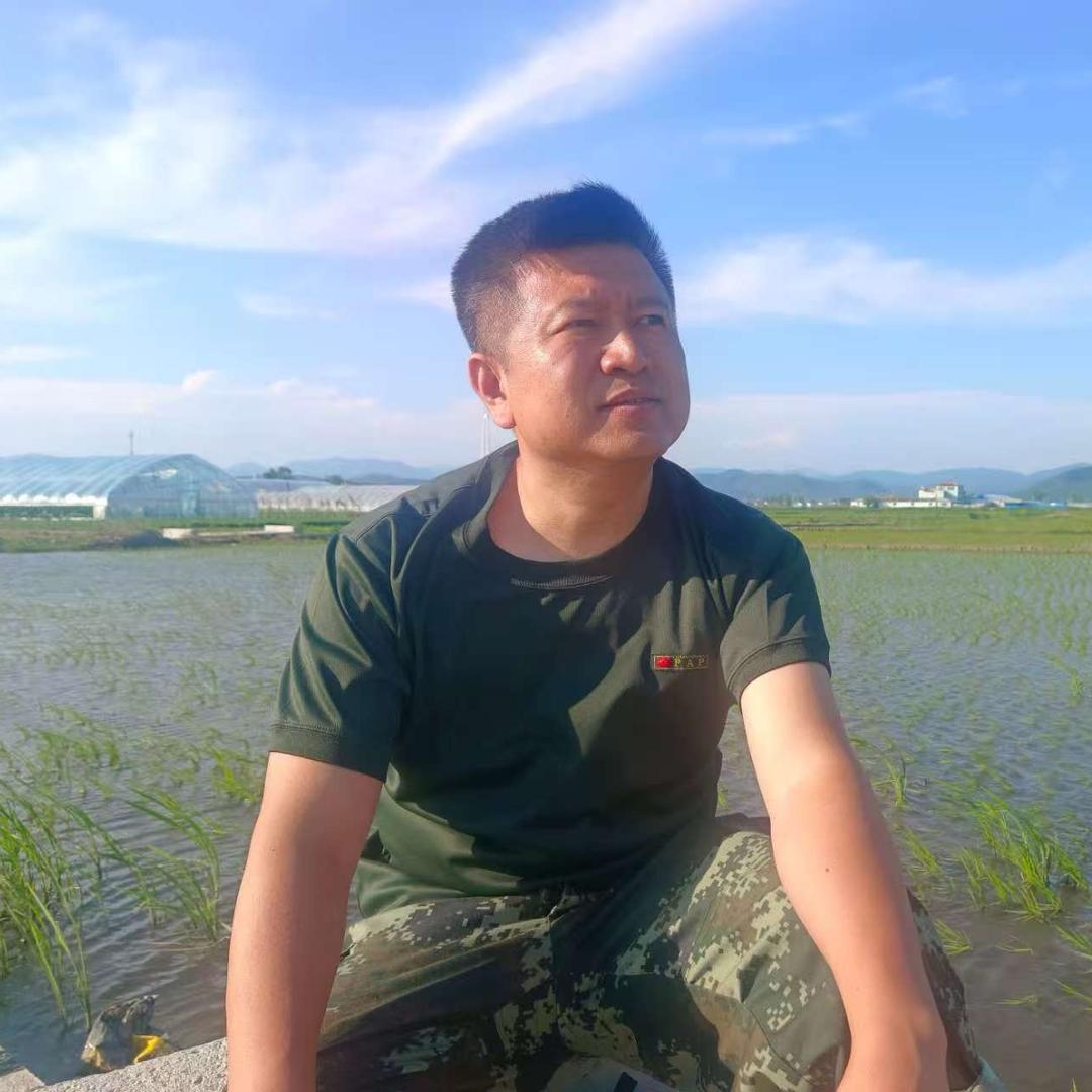 大军爱家乡