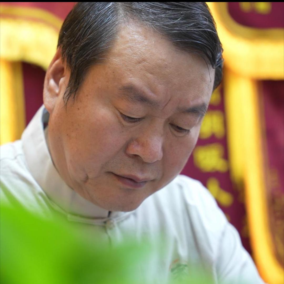 白云郭彦龙
