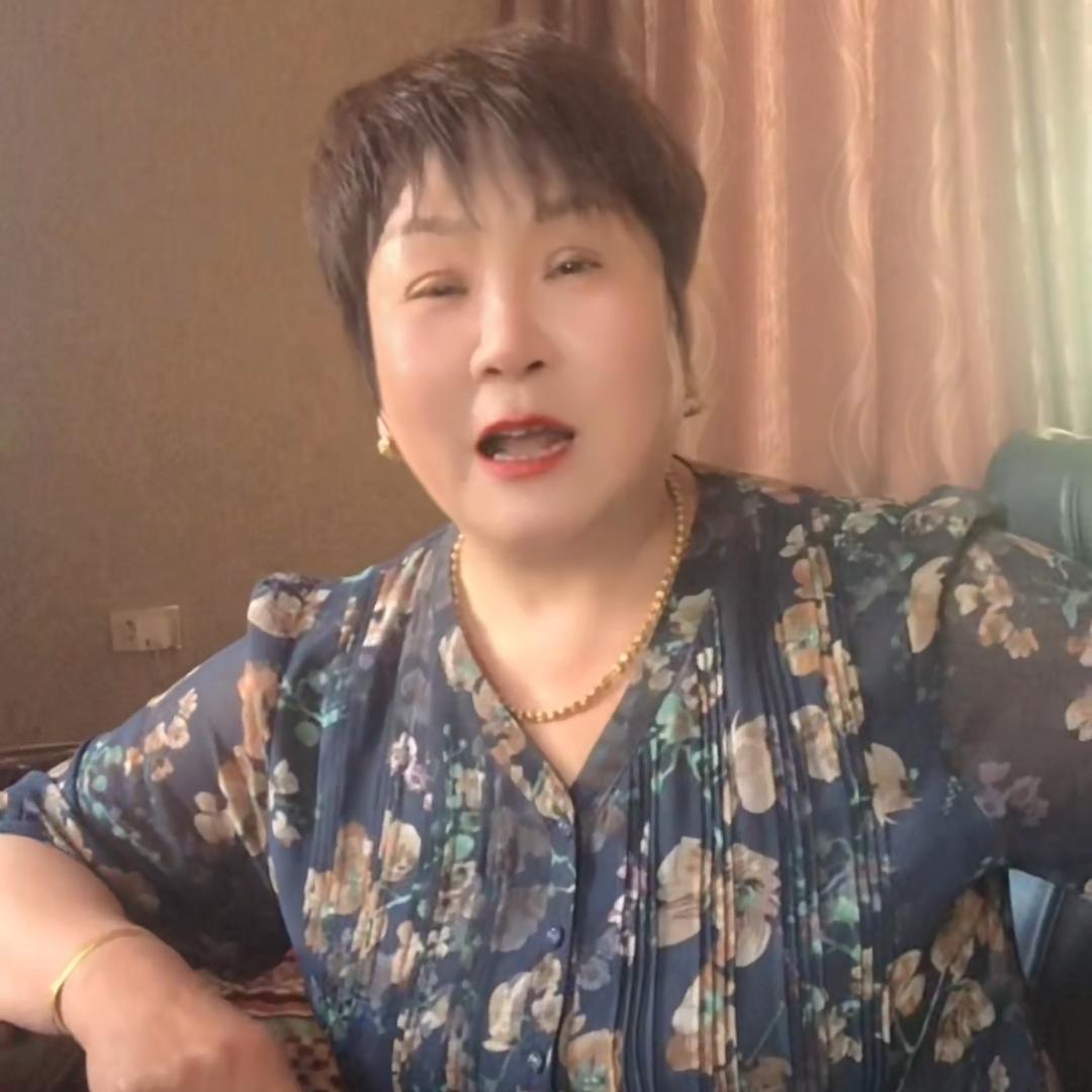 杨妈妈铁锅炖炒鸡