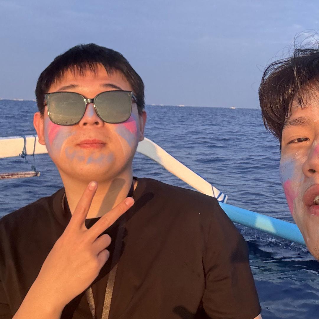 小王每天吃不饱