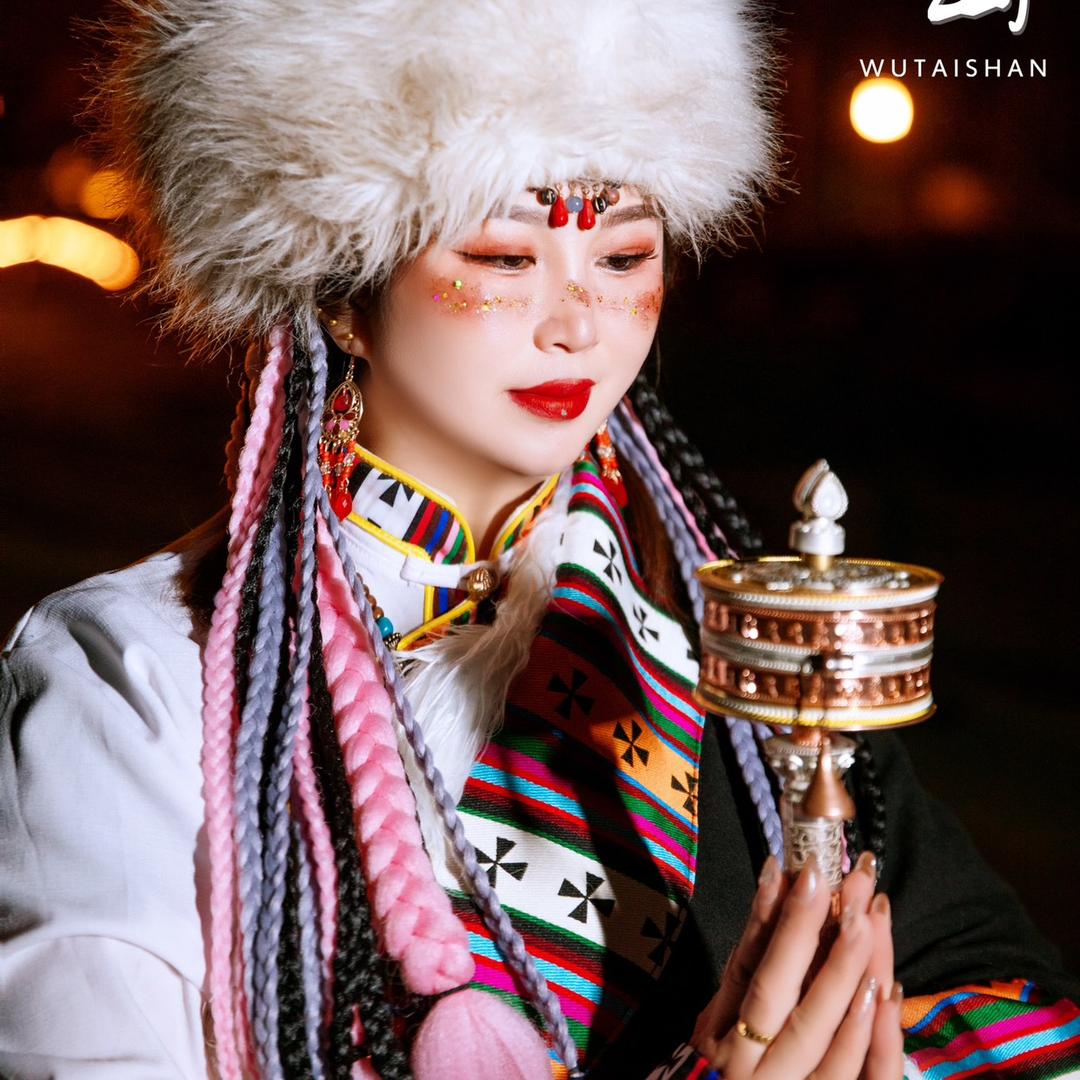 圈子不同别硬融