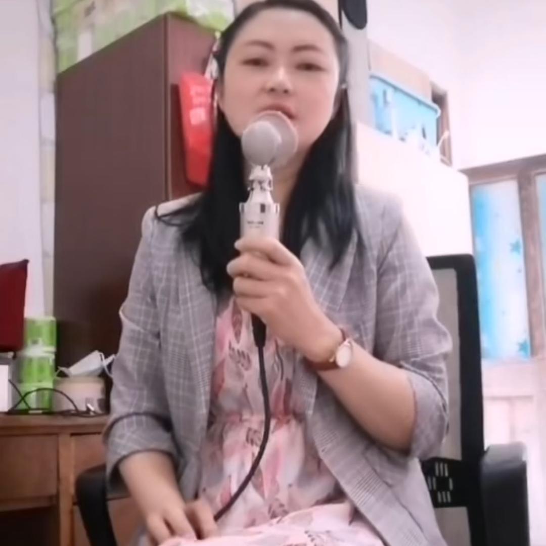 @童童