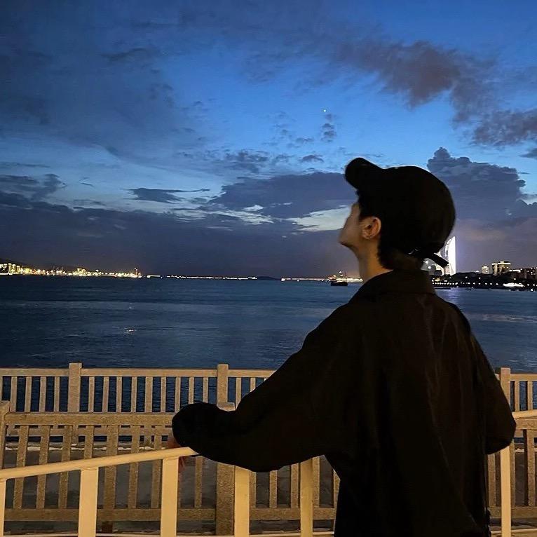 忧郁小王🎧