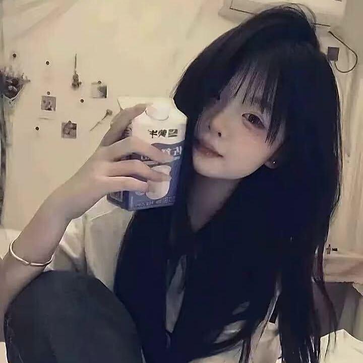 幸运的小蟑螂💗💗💗