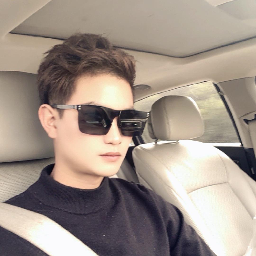 贵州嘉玮名车行-凯歌