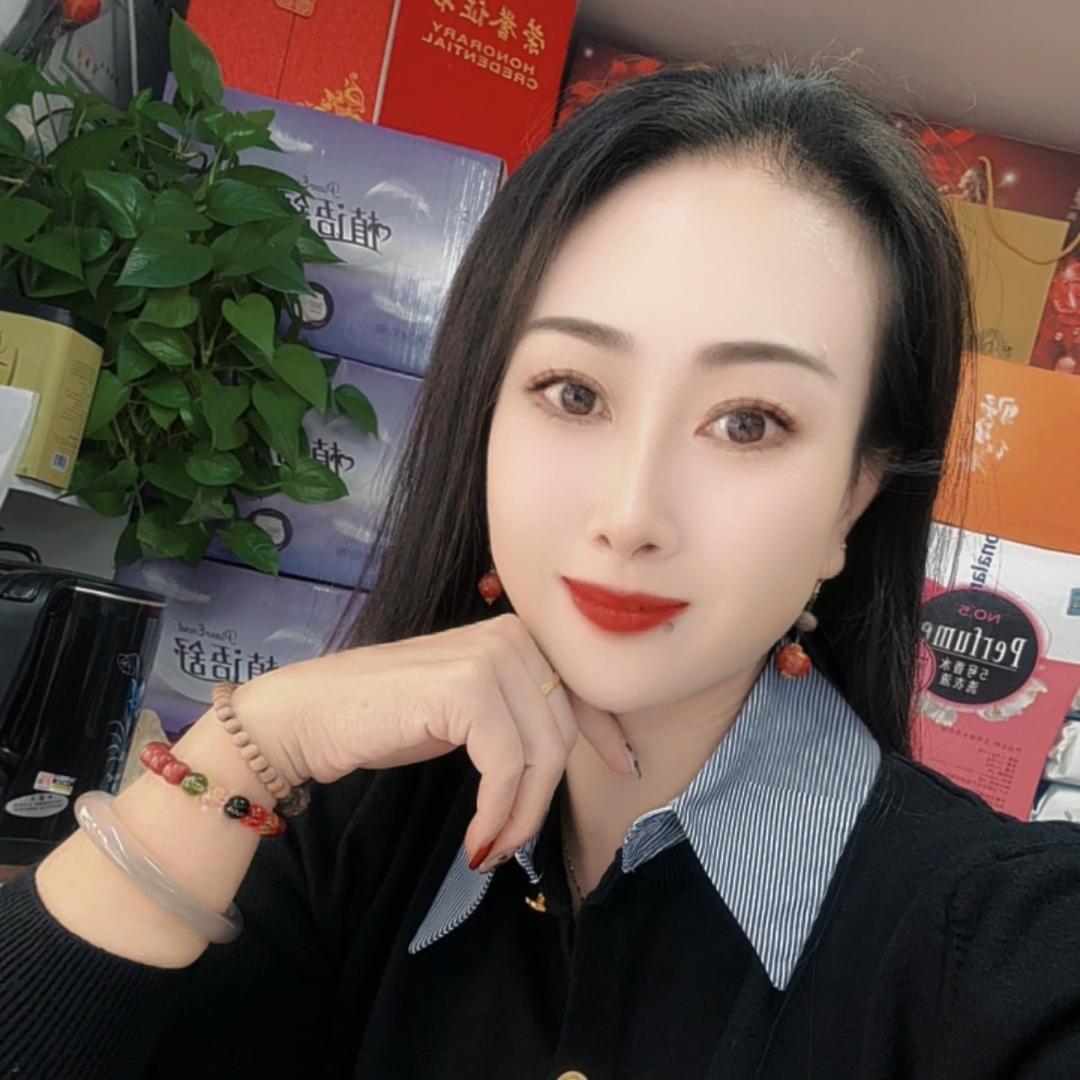 可忆@卖洗衣液的小姐姐