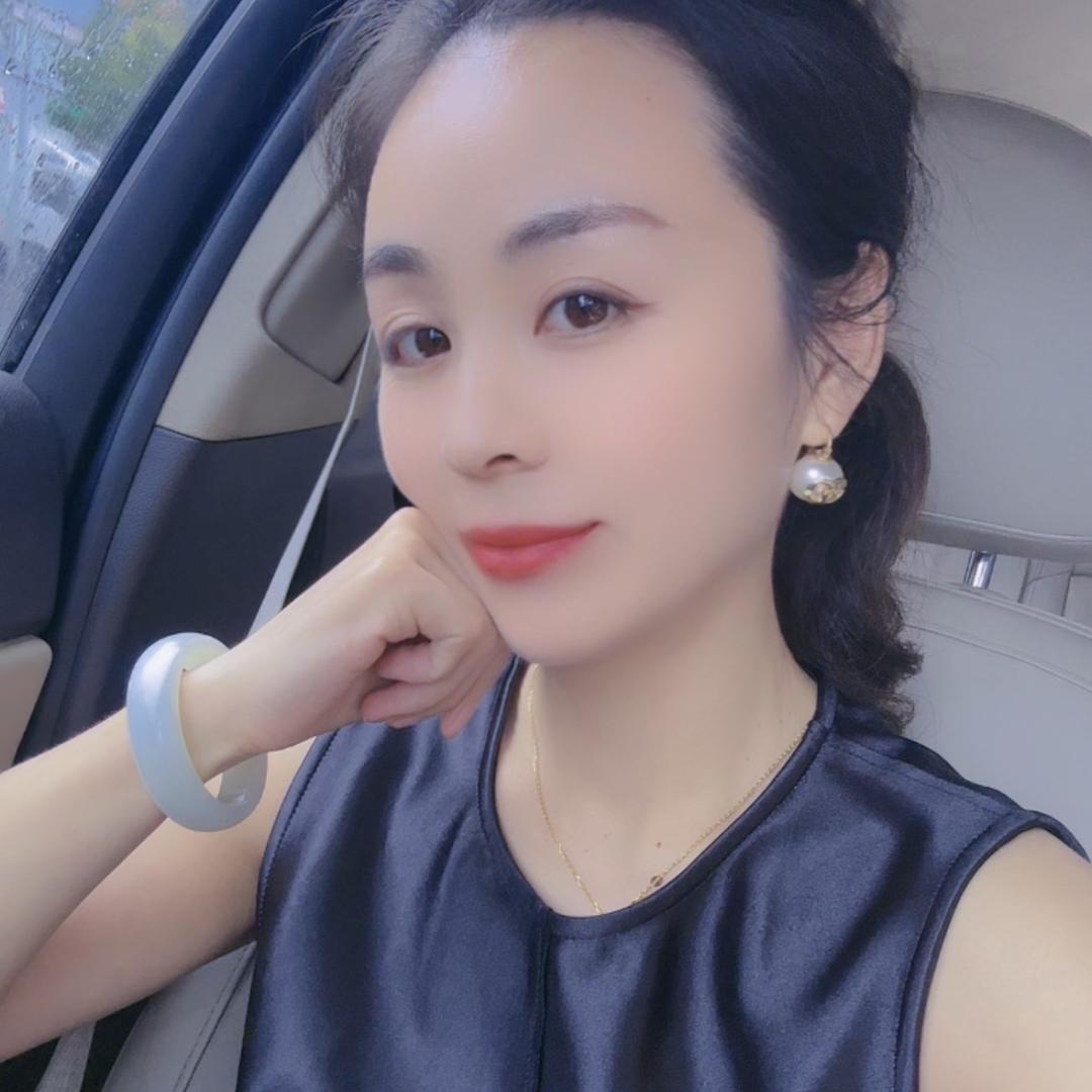 常熟绮蔻服装批发【主供实体】