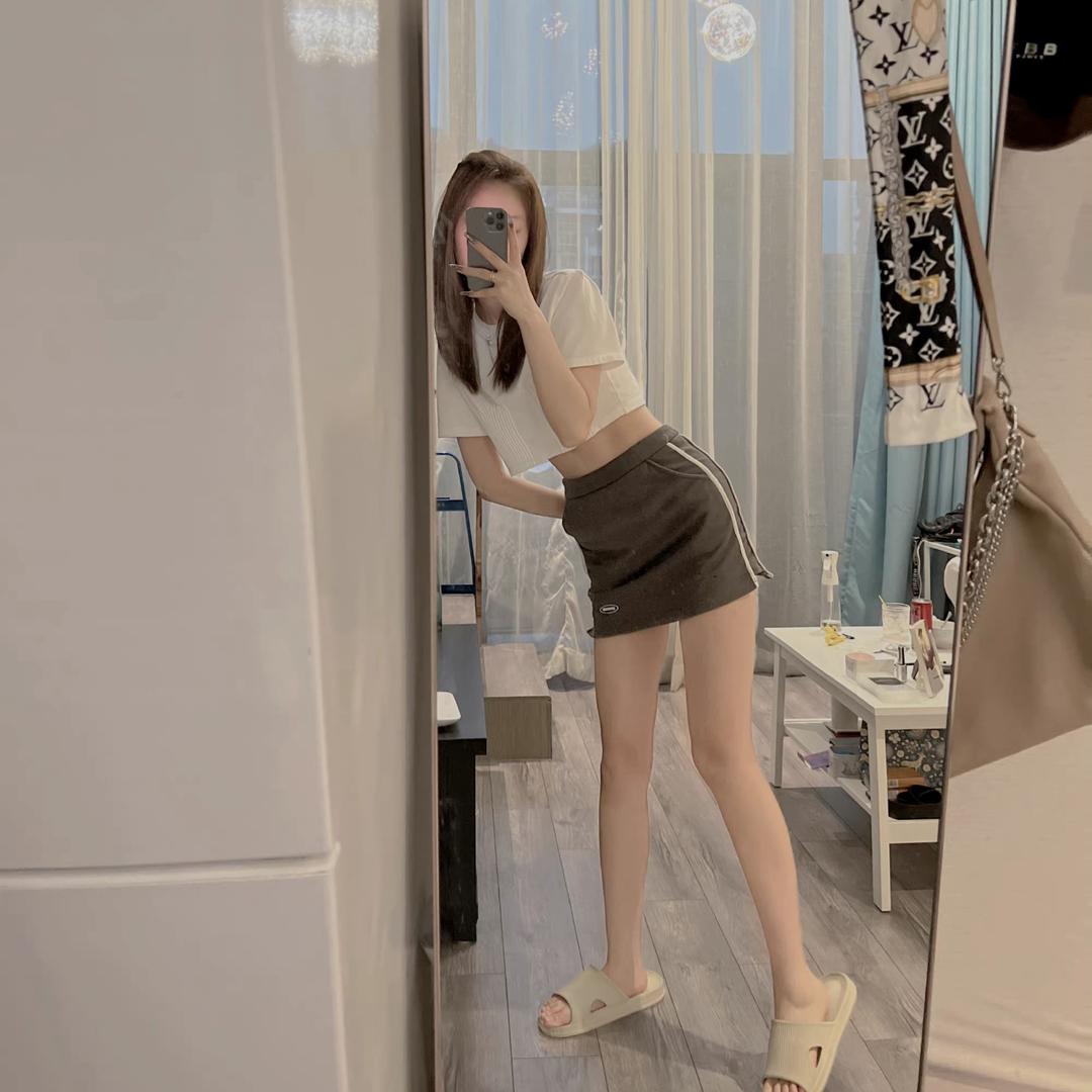 烟 酒 茶叶店 店主