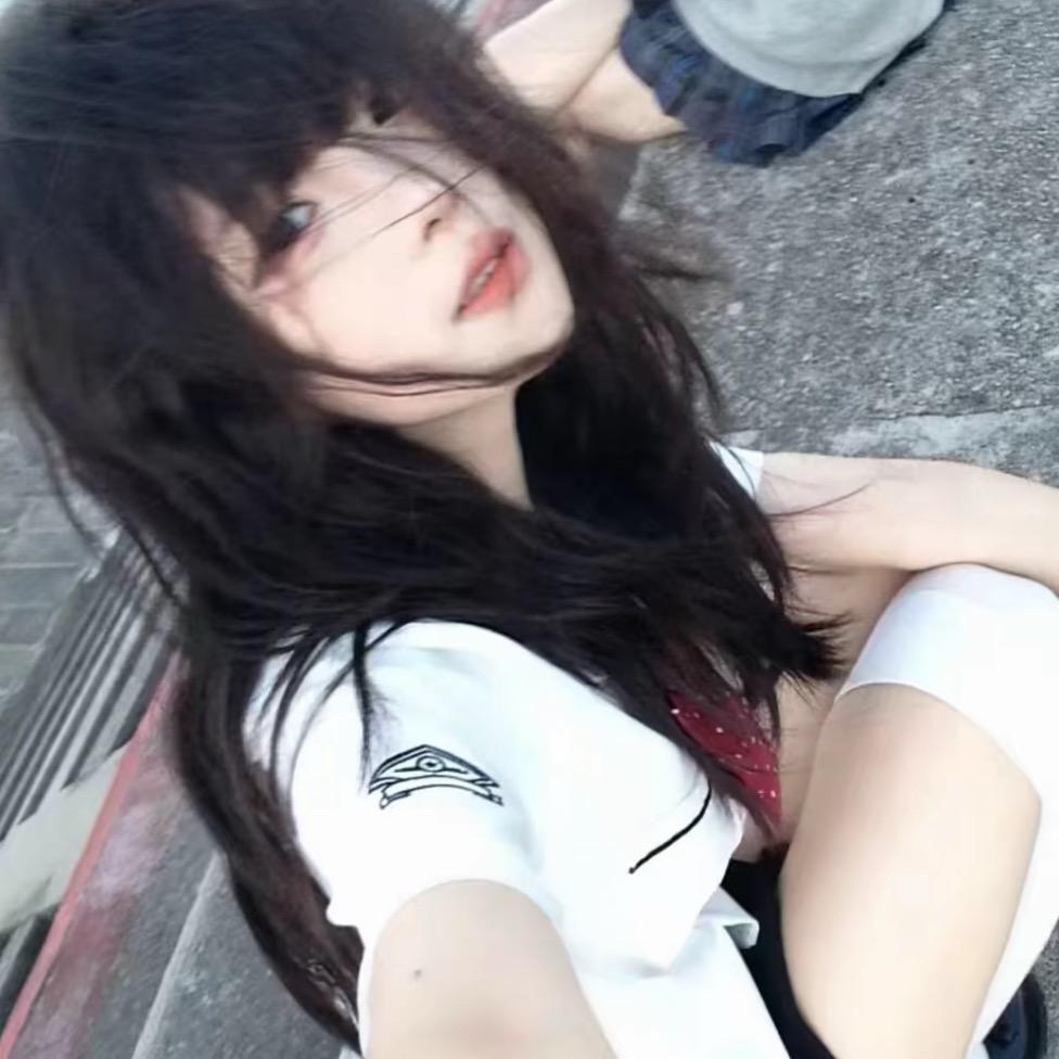 @🚬初睛❤️