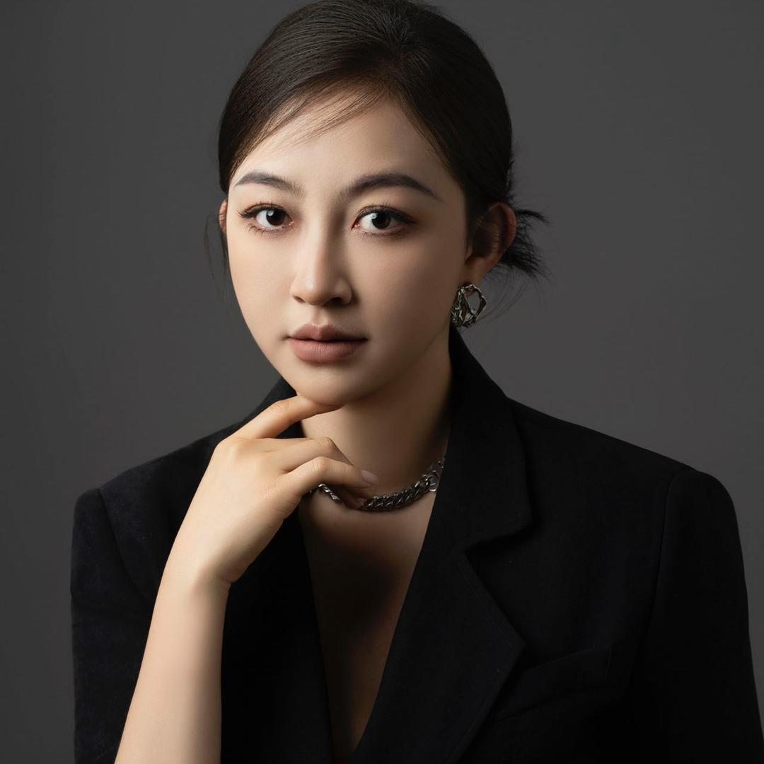 龙丽