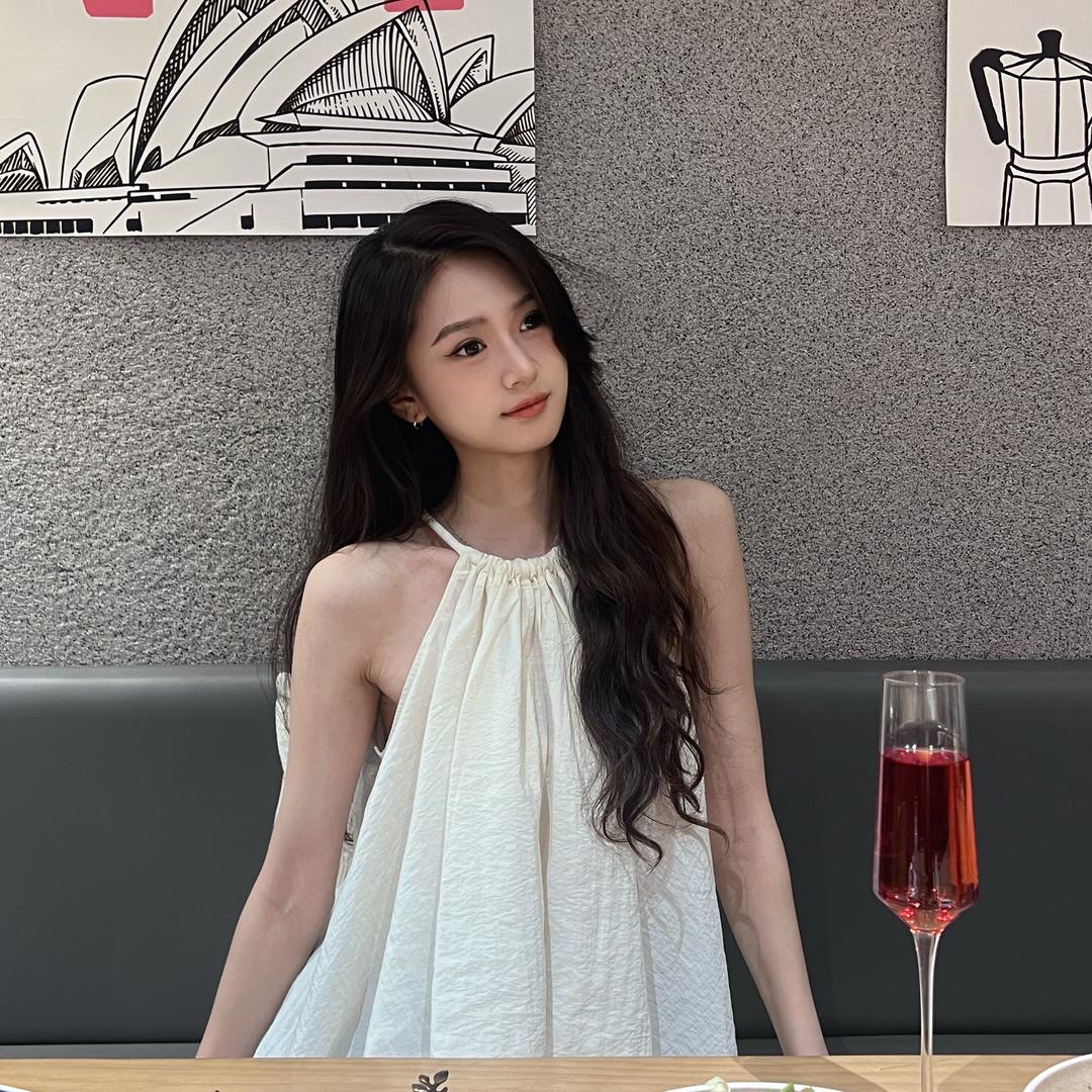 小鱼儿🐟 ⁰⁷²⁷